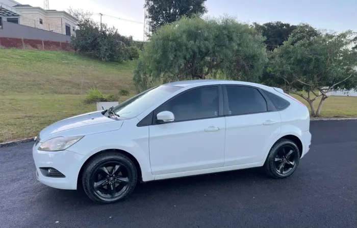 Ford Focus Ghia 2.0 16v/ 2.0 16V Flex 5P AUT 2011