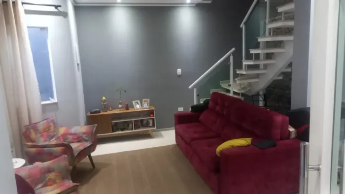 Casa para Locação em Cajamar, Portais (Polvilho), 3 dormitórios, 1 suíte, 2 banheiros, 2 v