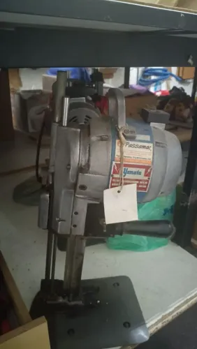 Máquina de corte tecido