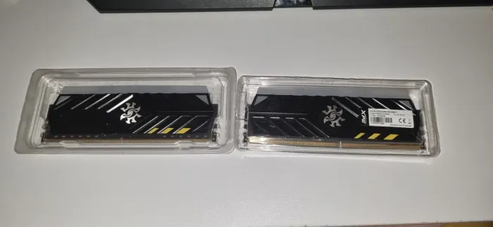 2x 8g 3200mhz xpg com rgb (memória ram)