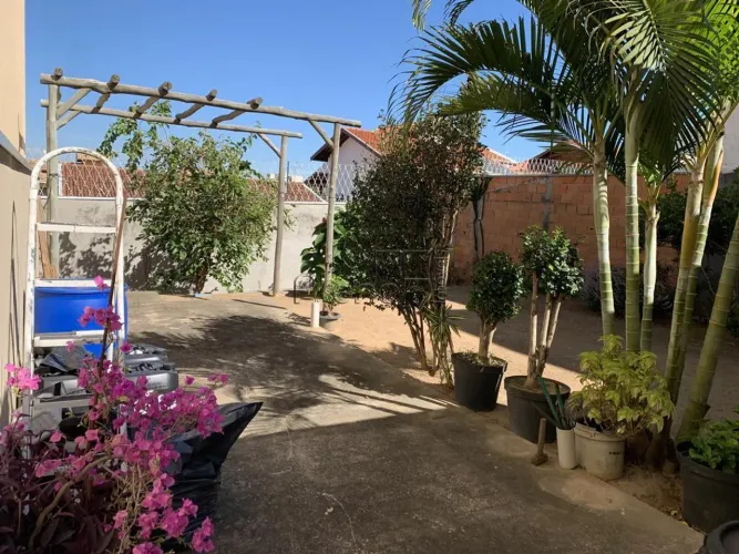 Casa à venda em Valinhos, Jardim dos Manacás, com 1 quarto, com 95 m²
