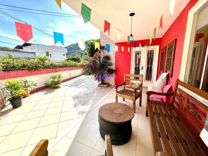 Casa com 5 quartos para alugar, 350 m² por R$ 9.350/mês - São Francisco - Niterói/RJ