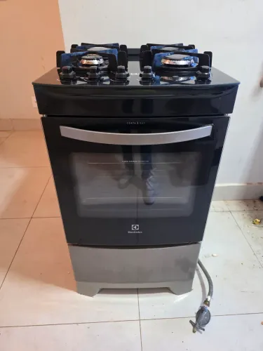 Fogão 4 bocas Electrolux