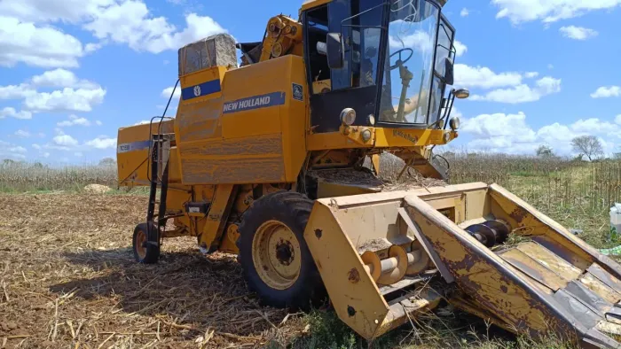 New Holland 1530