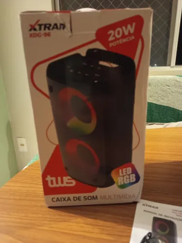 Caixa de som Bluetooth (NOVA)