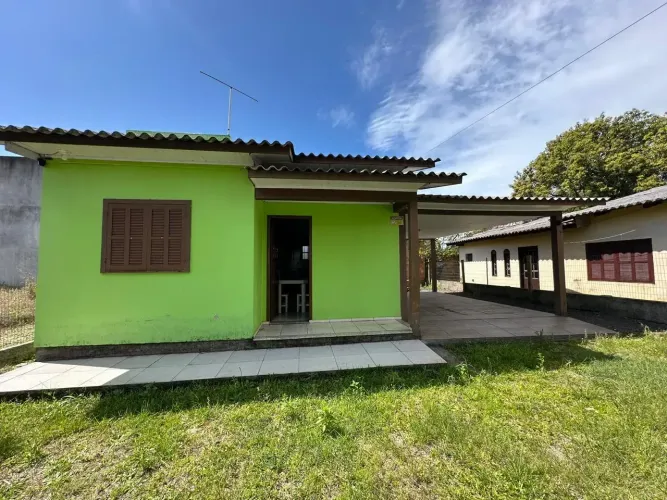 Casa próxima ao mar no bairro Village Dunas em Balneário Gaivota-SC