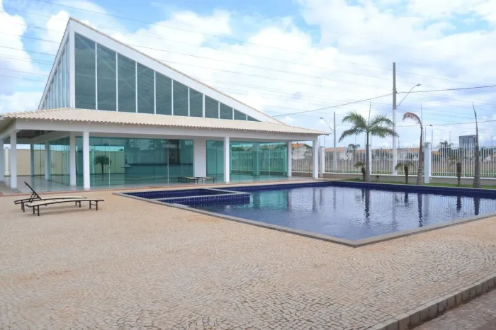 Terreno à venda no Condomínio Golden Village no Jardim Sul em Uberlândia/MG