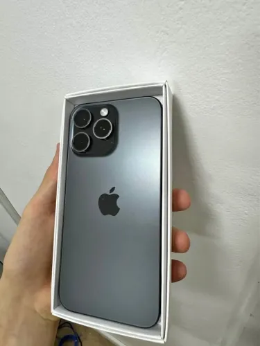 iPhone 15 Pro Max 512 GB all original, open to offers