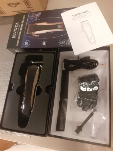 Maquina de Cortar Cabelo Profissional com Bateria de Alta Qualidade