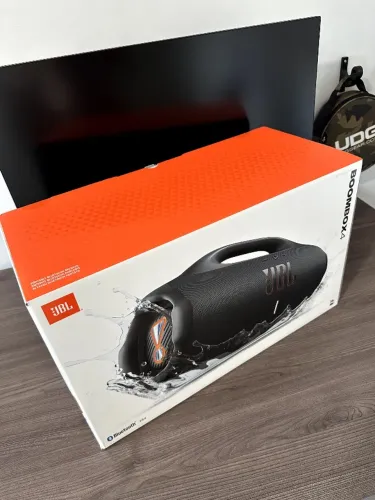 JBL Boombox 4