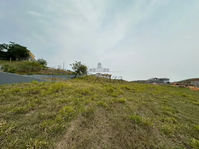 Oportunidade - Terreno em Condomínio - Vale dos Lagos - São Silvestre de Jacareí - 1.628m²