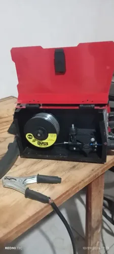 Vendo máquina de solda Mig sem gás,comprei para aprender e ficou parada