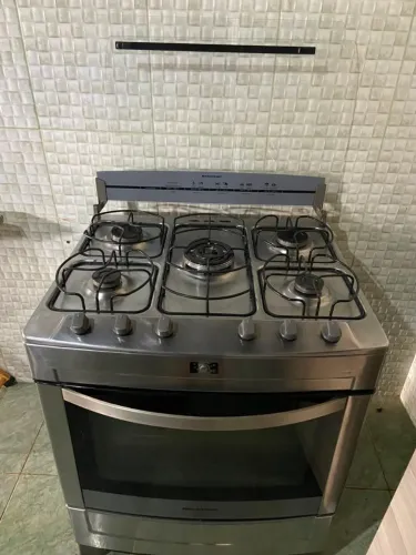 Fogão Brastemp 5 Bocas Inox com Turbo Chama - Muito Conservado