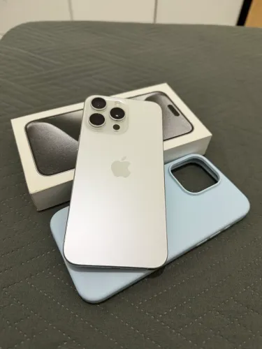 iPhone 15 pro max - 256gb - white titanium