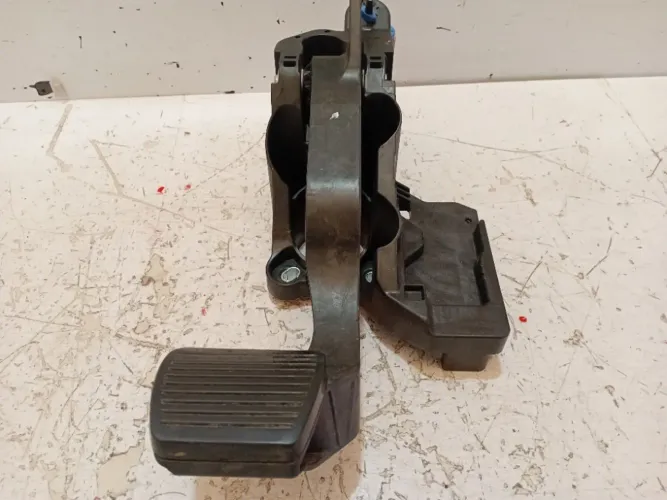 Pedal Freio Fiat Fastback Abarth 2023