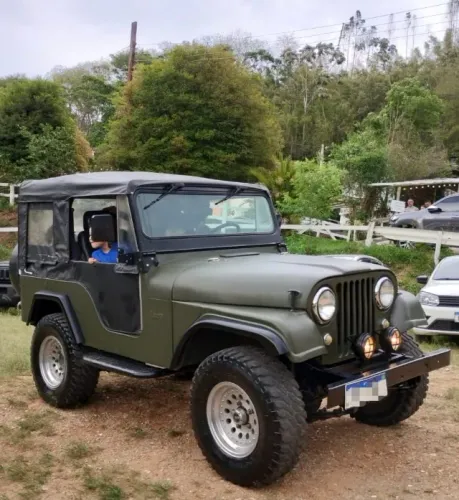 Willys Overland Jeep 2.6 12V Gasolina 2P 1971