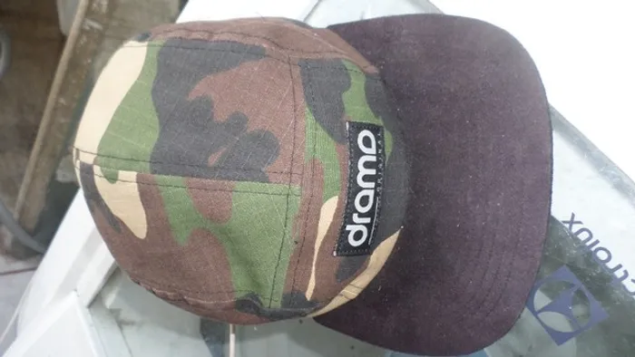 Bone five panel Camuflado Drama Skateboards 