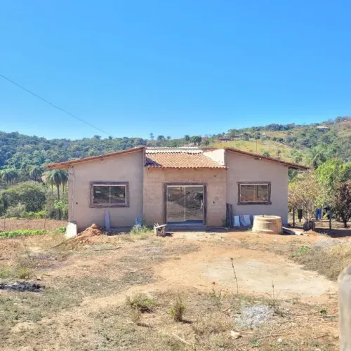 CHÁCARA 3500 MTS COM ÁGUA EM IGARAPÉ