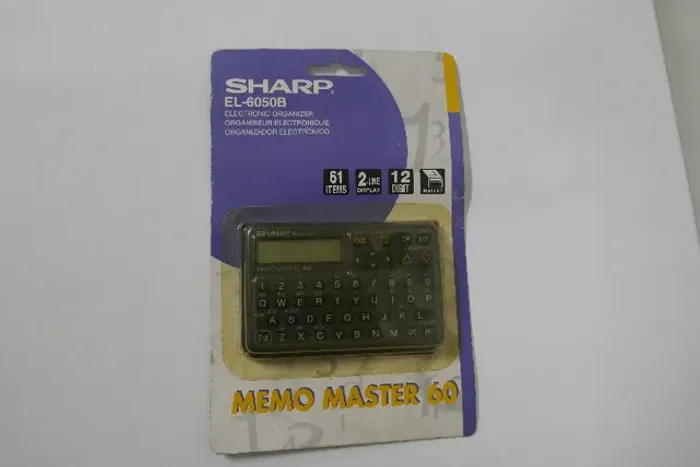 agenda eletronica antiga sharp lacrada.