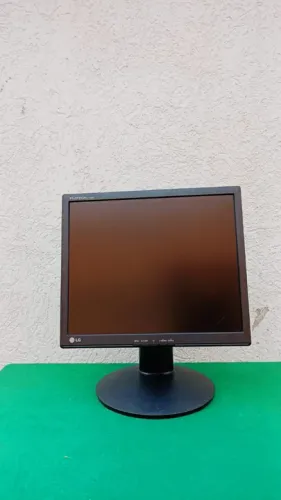 monitor 17 polegadas flatron marca lg !