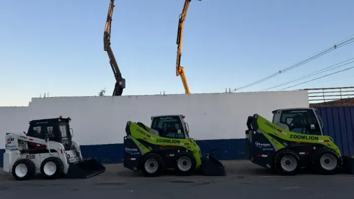 Locação | Mini Carregadeira |