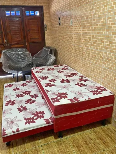 Cama com auxiliar 