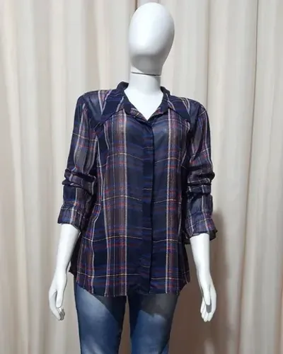 Camisa xadrez feminina lecemente transparente em viscose da DOCI CHANNEL