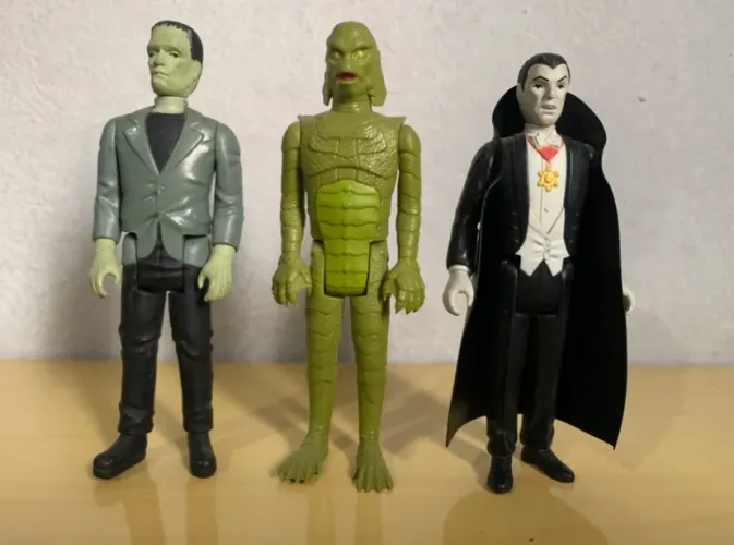 Action Figures Monstros