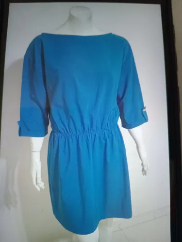 Lindo vestido curto azul