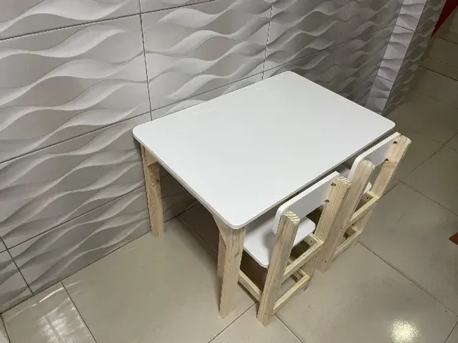 Mesa infantil retangular 