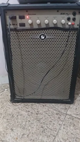 Caixa de som 300watts