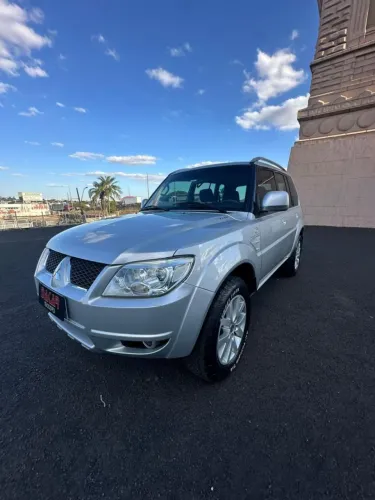 Mitsubishi Pajero TR4 2.0/ 2.0 Flex 16V 4X4 Aut. 2010