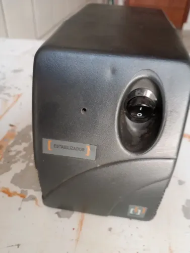 Estabilizador p/ Computador