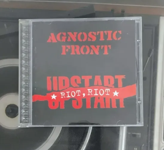 CD Agnostic Front "Riot, Riot, Upstart " usado