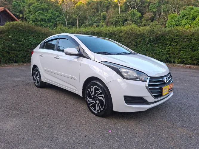 Hyundai HB20S C.style/c.plus1.6 Flex 16V Aut. 4P 2017