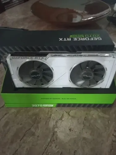 GPU Placa de vídeo Nvdia RTX 2070 Galax WHITE OC com RGB