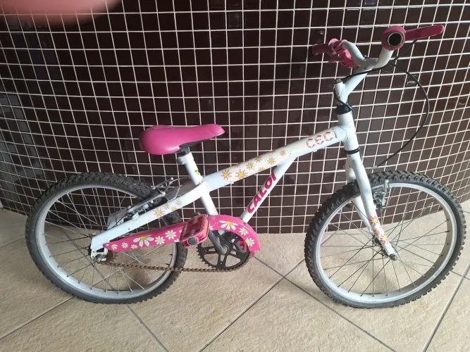 Vende-se bicicleta ceci