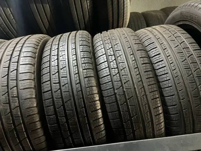 Pneu 215/60/17 Scorpion 99 % Vida util.