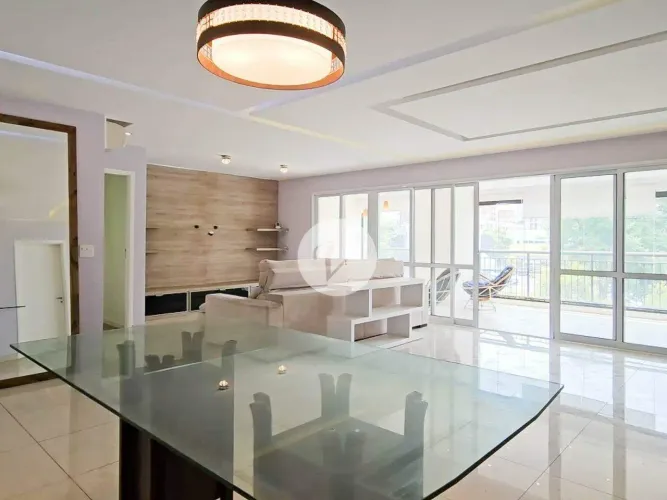 Apartamento de Alto Padrão no Royale Prestige  201m², 3 Suítes, 3 Vagas e Varanda Gourmet 