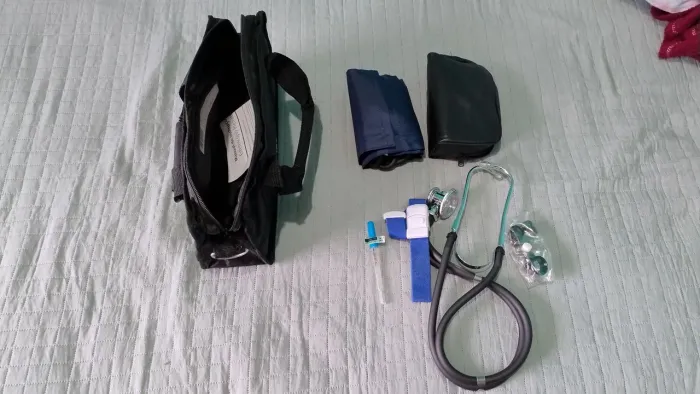 Kit de Estetoscópio para enfermagem Completo + livros