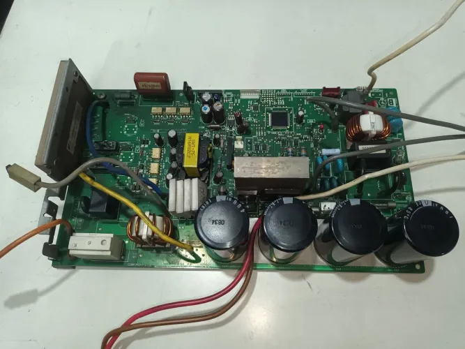 PLACA TOSHIBA (MCC-1438-04)