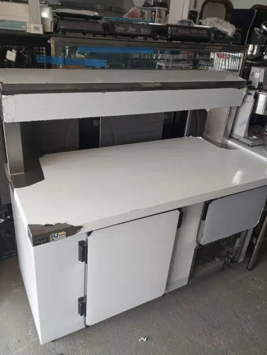 NZ. Balcão refrigerado com condimentador refrigerado 1,50m 