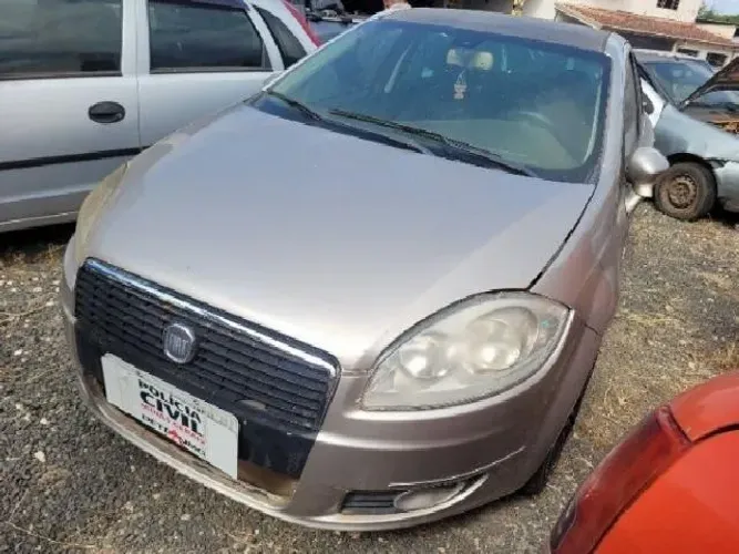 FIAT LINEA ABSOLUTE DUALLOGIC 2009 - sucata para retirada de peças 