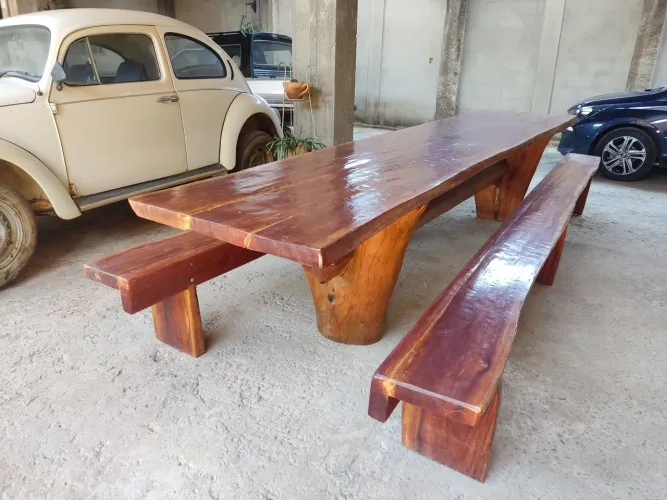 Mesa de Madeira Rústica