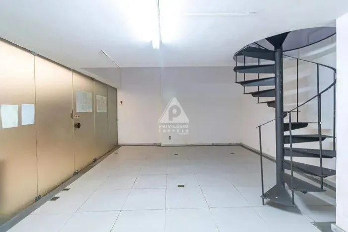 Loja em Galeria | Ponto Nobre Gávea | Próximo à PUC | Acesso 24h