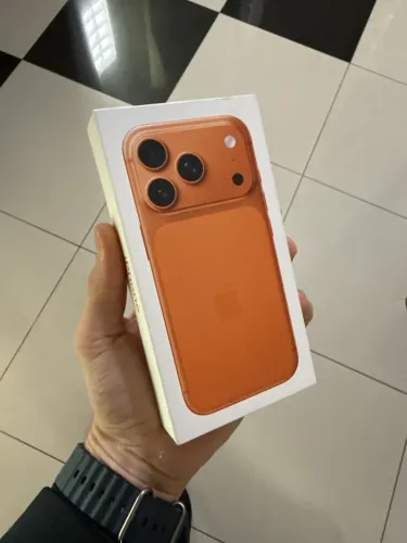 iPhone 17 Pro 256gb Cosmic Orange