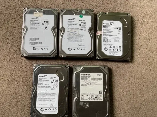 5 HD´S (3 De 1TB e 2 De 500GB) Com Defeito, Para Reparo Ou Peças, Os 5 Por R$ 99,99!