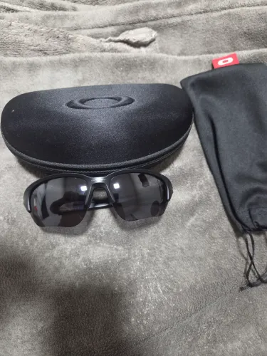 Óculos Oakley Flak Beta