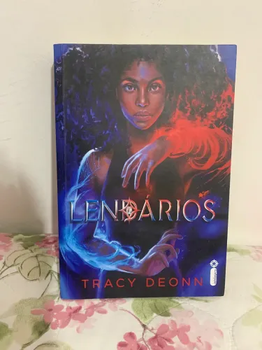 Lendários - Tracy Deonn