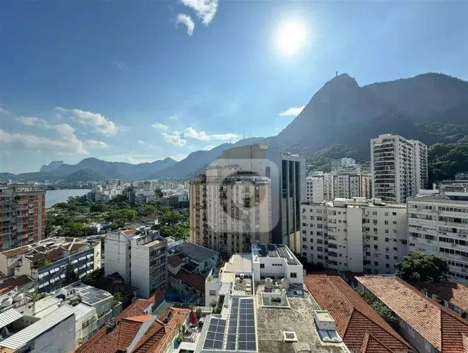 Oportunidade: 3 Quartos na Lagoa - Rua Bogari! - LAGOA